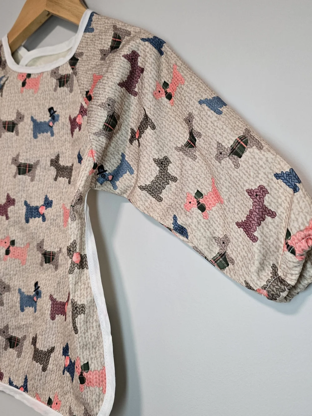 3 for $10 Smock & BiBs -Neutral Plaid & Puppy Print Long Sleeve Bib NWOT,